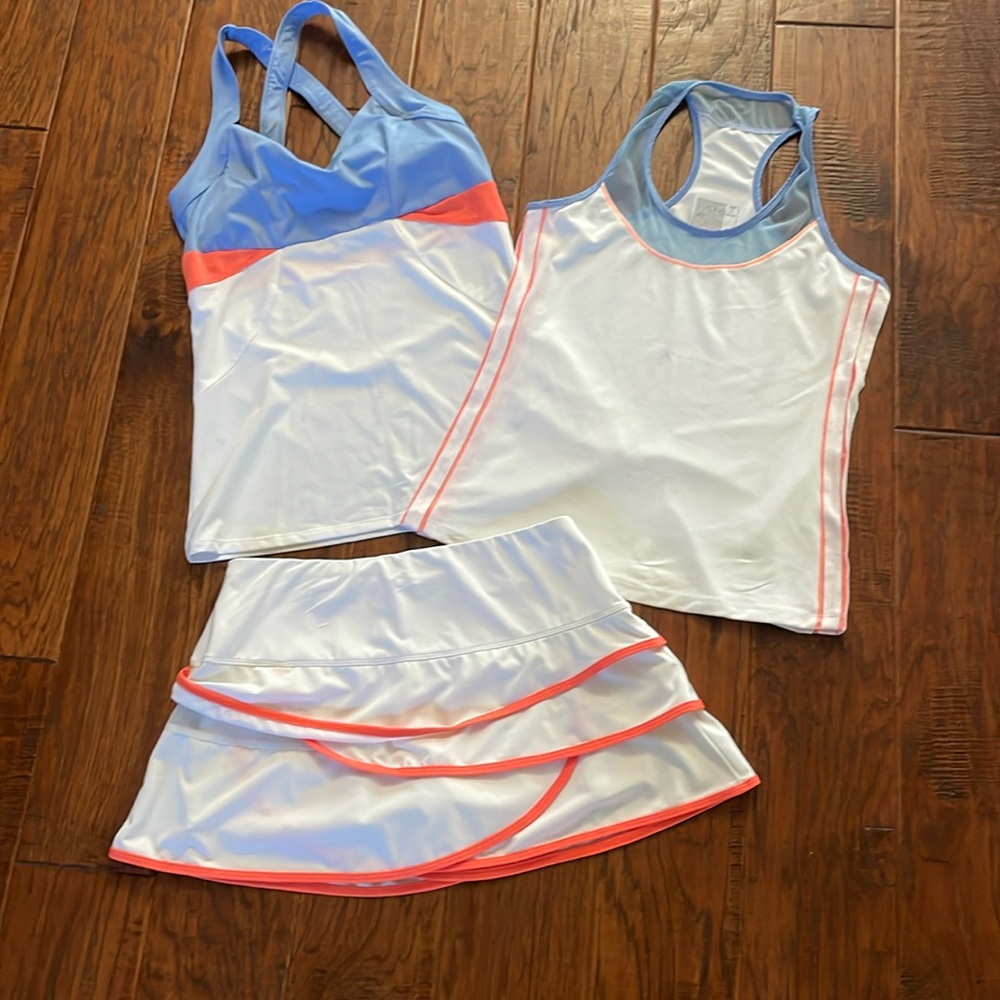 Lucky in Love 🎾 Ensemble.